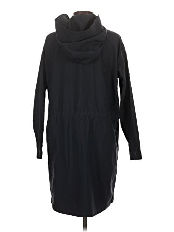 Everlane Raincoat (view 2)