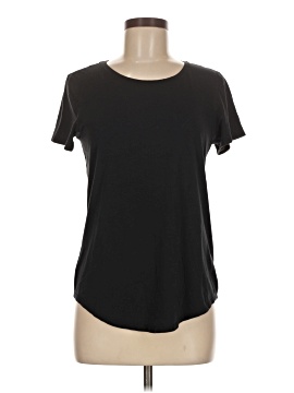 Lululemon Athletica Short Sleeve T-Shirt (view 1)