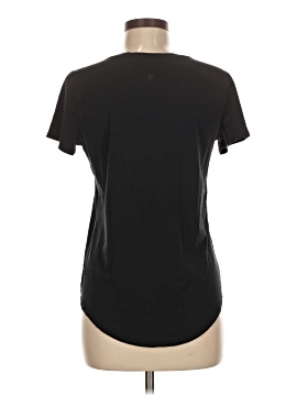 Lululemon Athletica Short Sleeve T-Shirt (view 2)