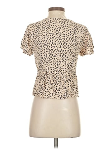 Urban Romantics Short Sleeve Top (view 2)