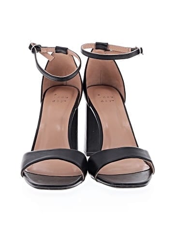 A New Day Heels (view 2)