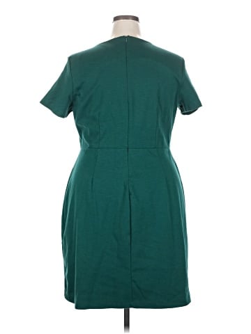 Old Navy Casual Dress (view 2)