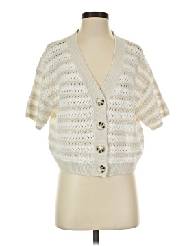 Universal Thread Kimono