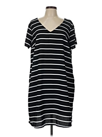 Apt. 9 Casual Dress (view 1)