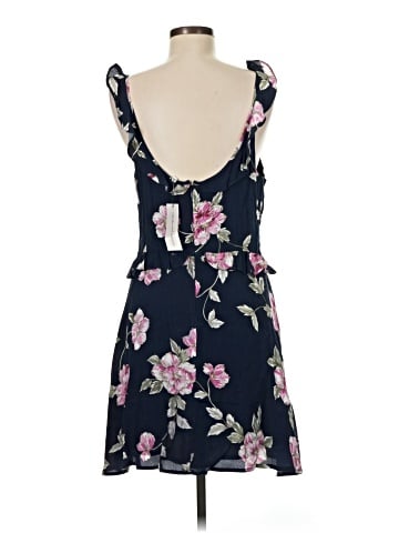 Cupcakes & Cashmere Casual Dress (view 2)