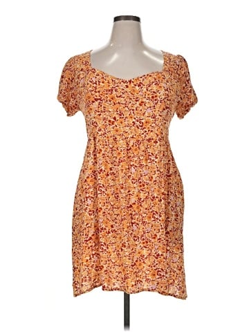 Luna Chix Casual Dress (view 1)