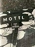 Motel 100% Viscose Print Black Shorts Size XS - photo 3