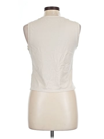 Old Navy Sleeveless T-Shirt (view 2)