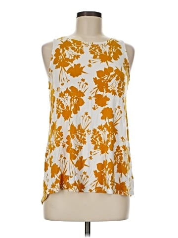 Apt. 9 Sleeveless T-Shirt (view 1)