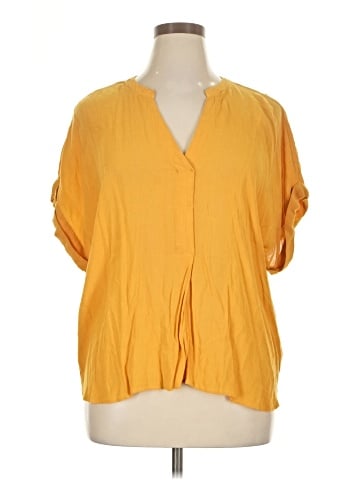 H&M Short Sleeve T-Shirt (view 1)