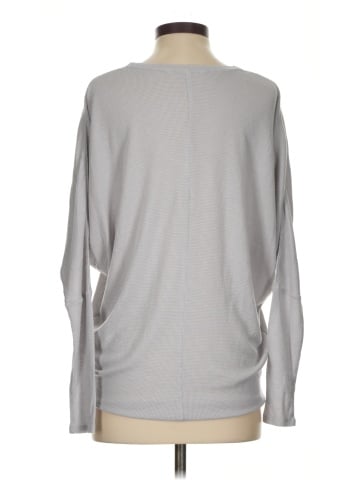 Victoria's Secret 3/4 Sleeve T-Shirt (view 2)