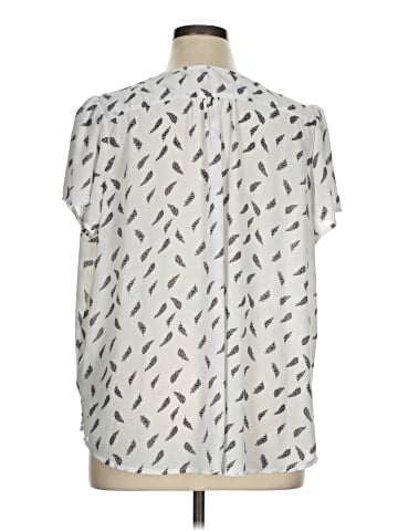 Fun2Fun Short Sleeve Blouse (view 2)