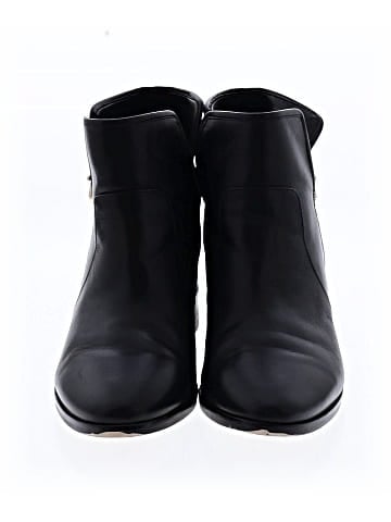 MICHAEL Michael Kors Ankle Boots (view 2)