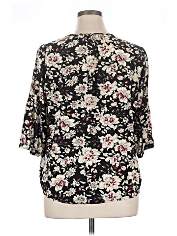 Fun2Fun Short Sleeve Blouse (view 2)