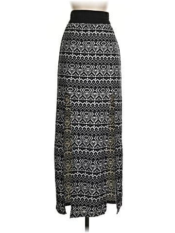 No Boundaries Casual Skirt (view 1)
