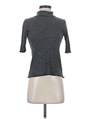t.la Short Sleeve Top (view 1)
