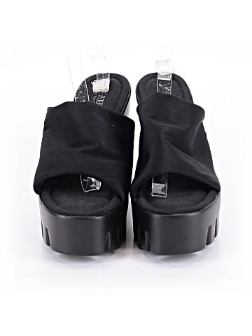 Cape Robbin Heels (view 2)