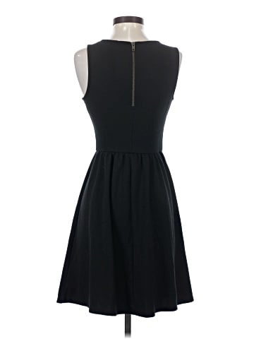 Old Navy Casual Dress (view 2)