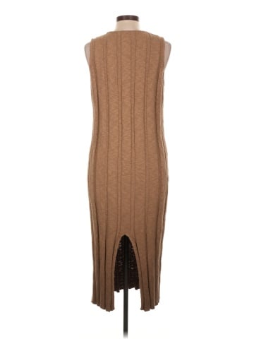 Mod Ref Casual Dress (view 2)