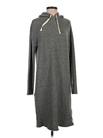 Roots Poncho (view 1)