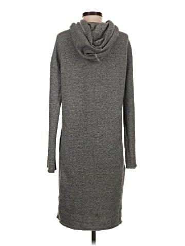 Roots Poncho (view 2)