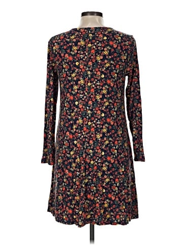 Old Navy Casual Dress (view 2)