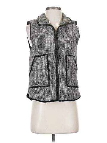 Buttons Vest (view 1)
