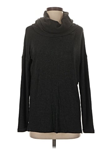Bordeaux Turtleneck Sweater (view 1)
