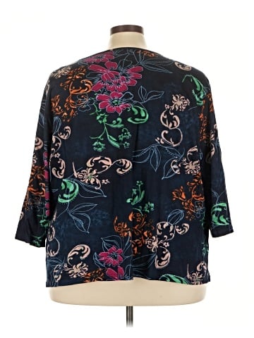 Liz & Me 3/4 Sleeve Blouse (view 2)