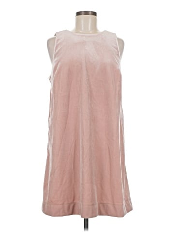 Old Navy Casual Dress (view 1)