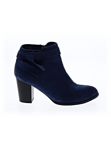 ZBY Ankle Boots (view 1)