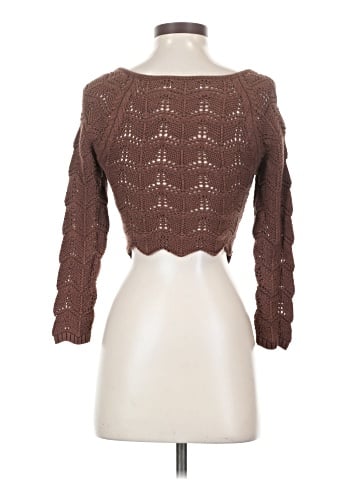 Urban Outfitters 3/4 Sleeve T-Shirt (view 2)
