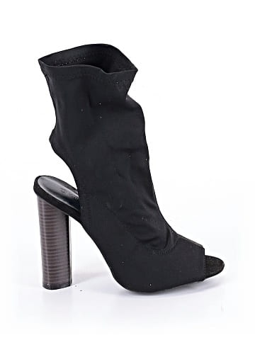 Wild Diva Heels (view 1)
