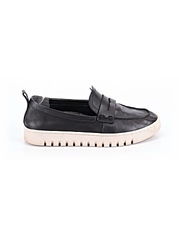 Vionic Flats (view 1)