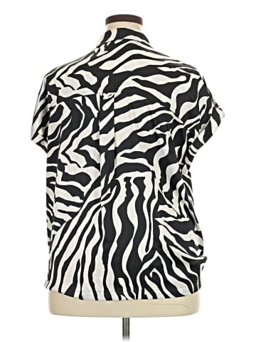 Lane Bryant Short Sleeve Blouse (view 2)