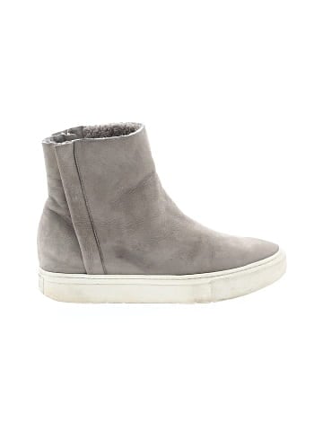 Vince. Ankle Boots (view 1)