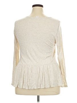 Old Navy Long Sleeve T-Shirt (view 2)
