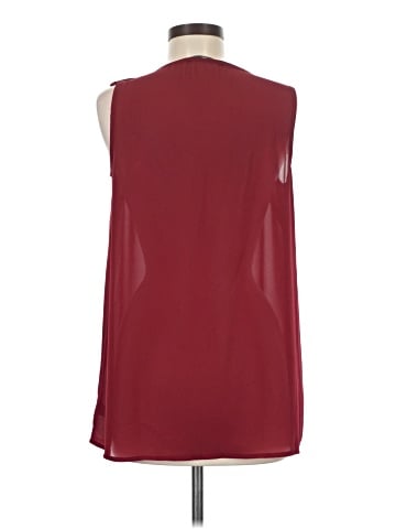 Signature collection Sleeveless Blouse (view 2)