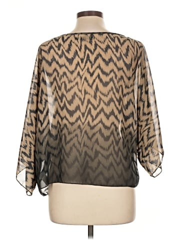 Ocean Drive Clothing Co. 3/4 Sleeve Blouse (view 2)