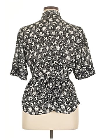 Violet & Claire Short Sleeve Blouse (view 2)