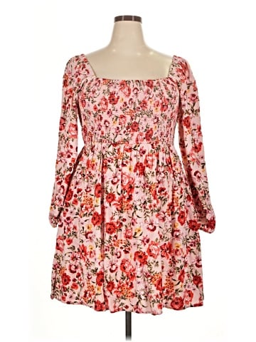 Old Navy Casual Dress (view 1)