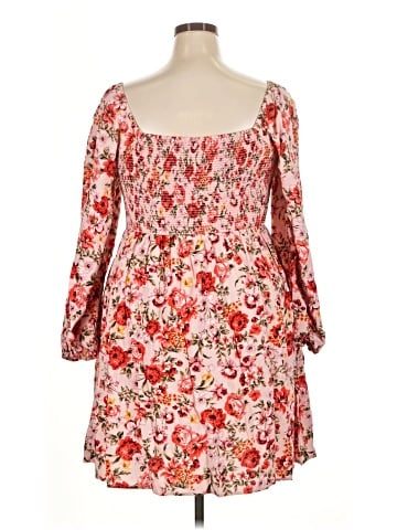 Old Navy Casual Dress (view 2)