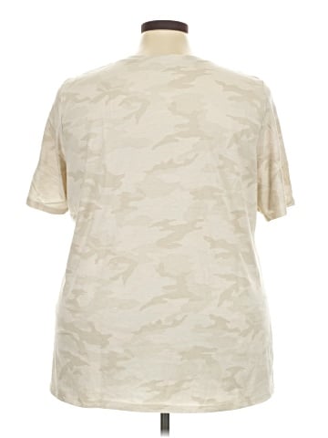 Lane Bryant Short Sleeve T-Shirt (view 2)