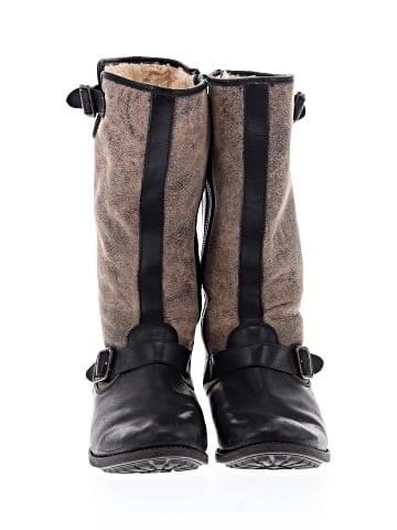 Ugg Boots (view 2)