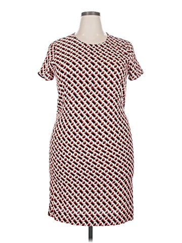 Diane von Furstenberg Casual Dress (view 1)