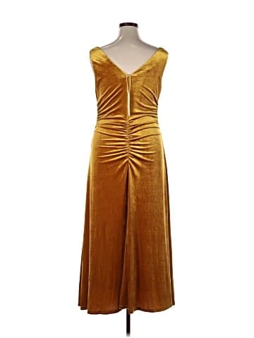 Flat White Casual Dress (view 2)