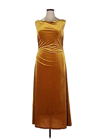 Flat White Casual Dress (view 1)