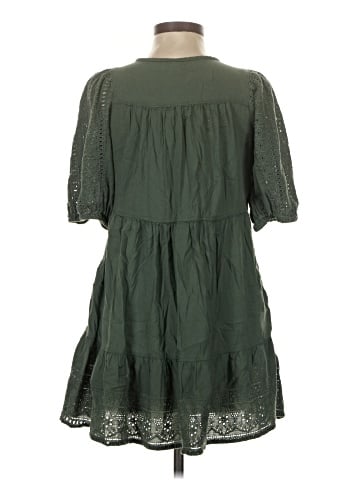 Old Navy Casual Dress (view 2)
