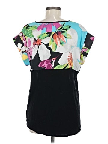 Sunny Leigh Short Sleeve Blouse (view 2)