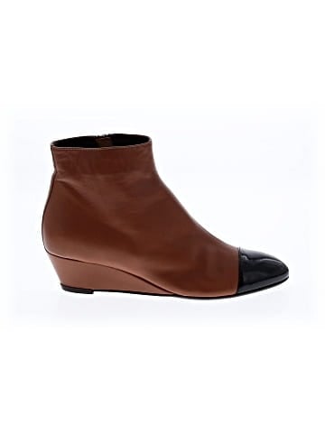 Attilio Giusti Leombruni Ankle Boots (view 1)